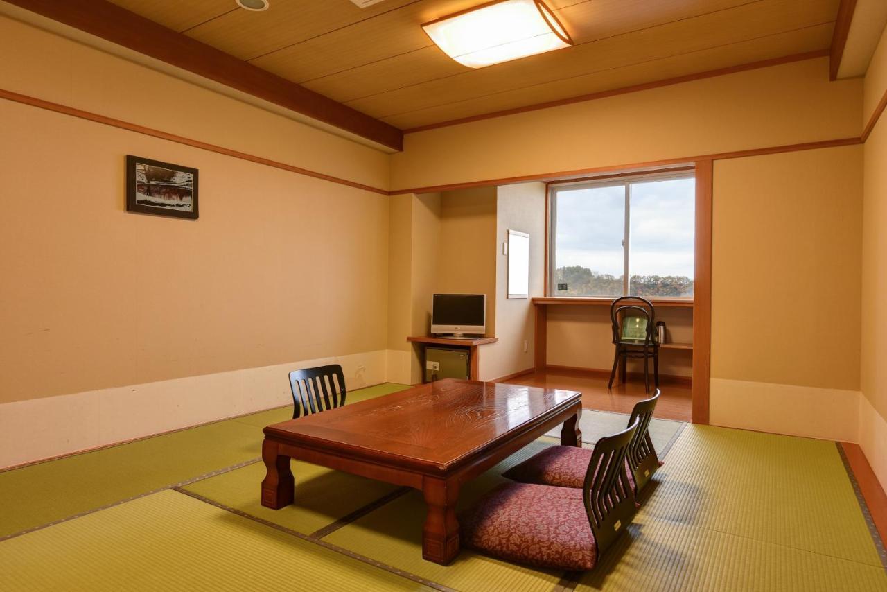 Unkai Hotel Tōkamachi Exterior foto